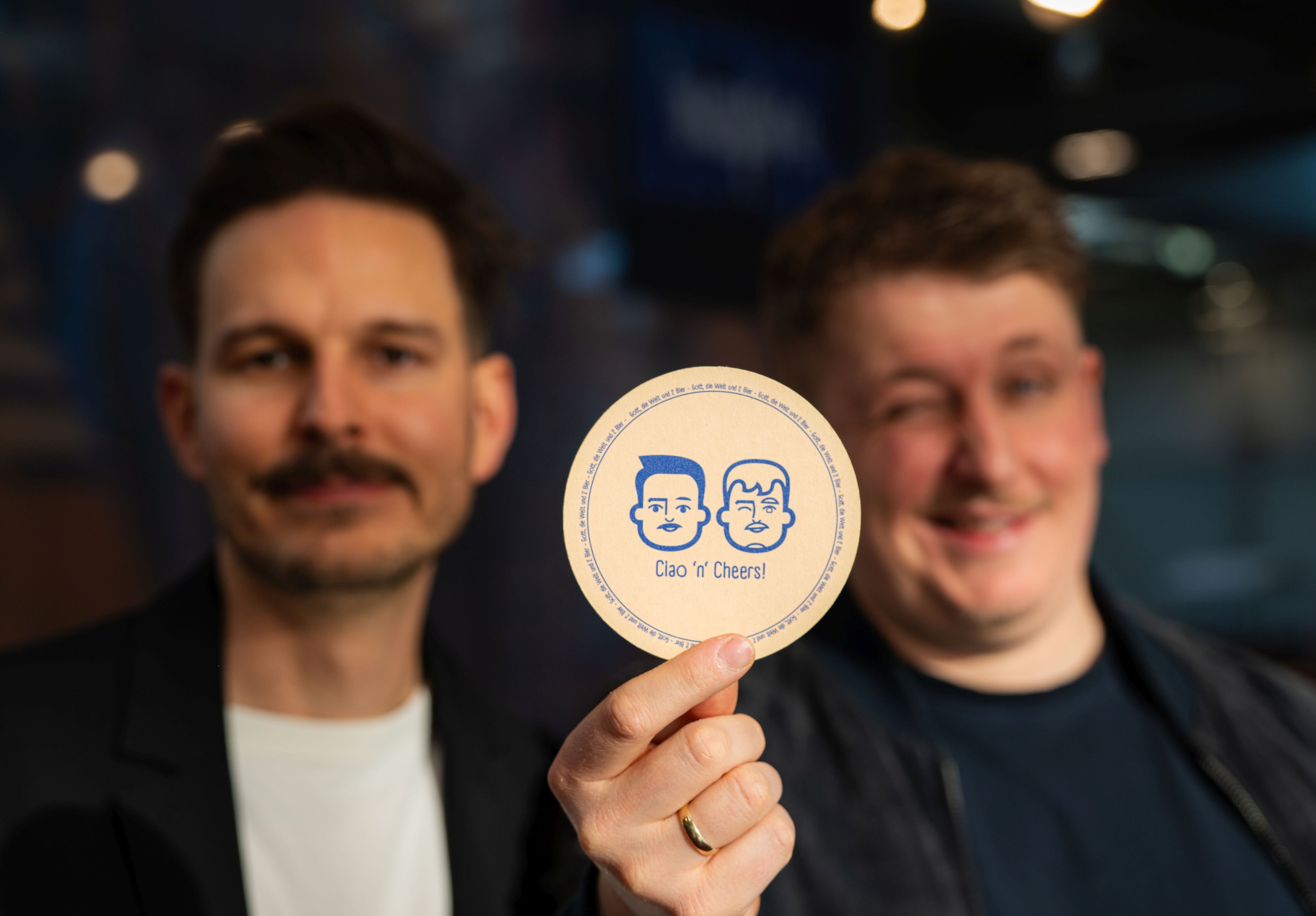 Bierdeckel | Gott, die Welt und 2 Bier