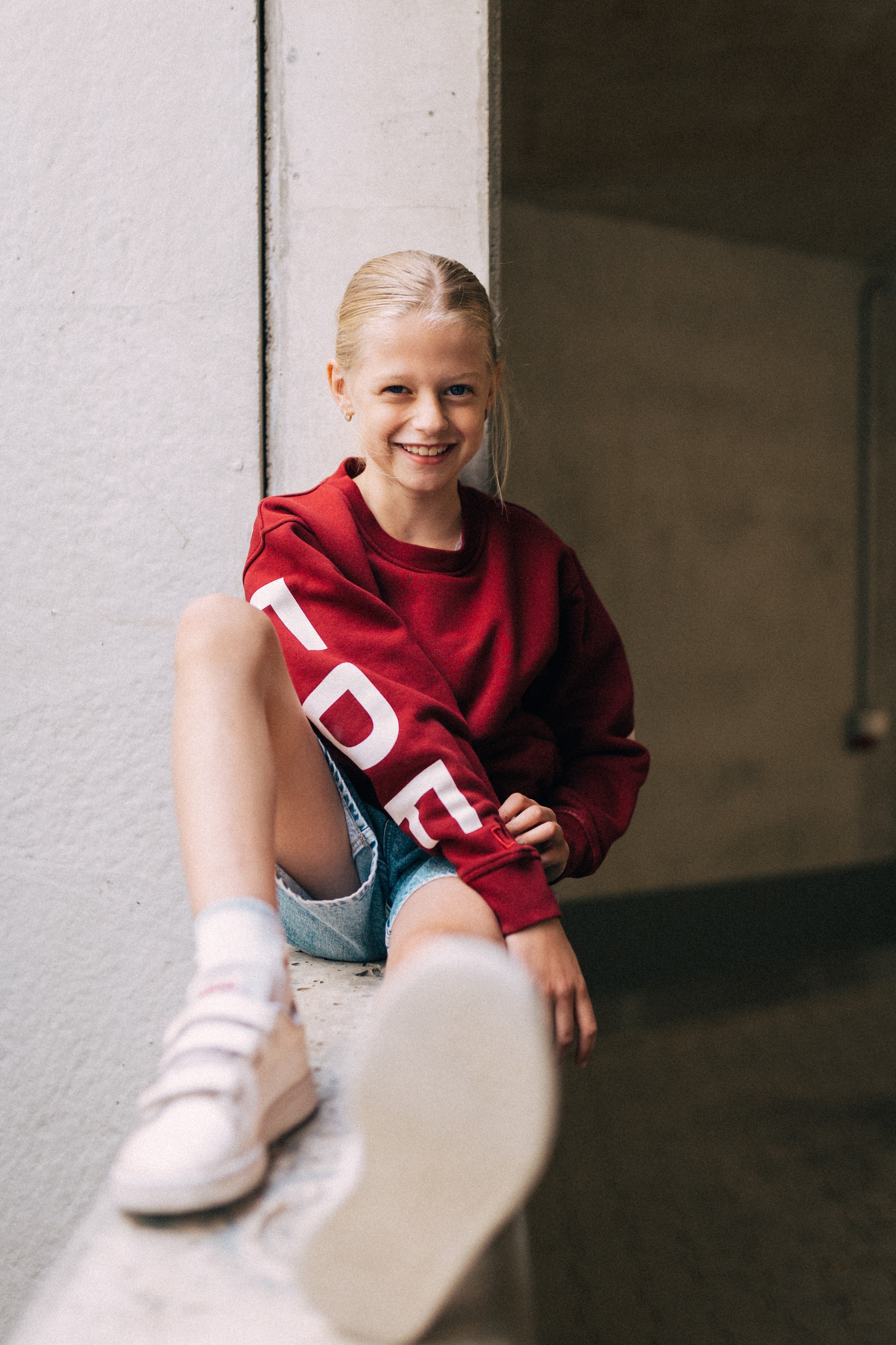 Sweater | GOD IS HERE | color Edition 2025